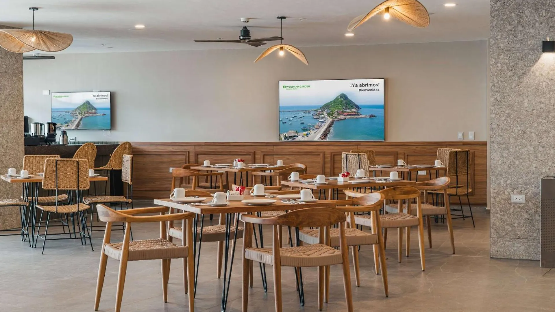 Wyndham Garden Mazatlan Marina Hotel
