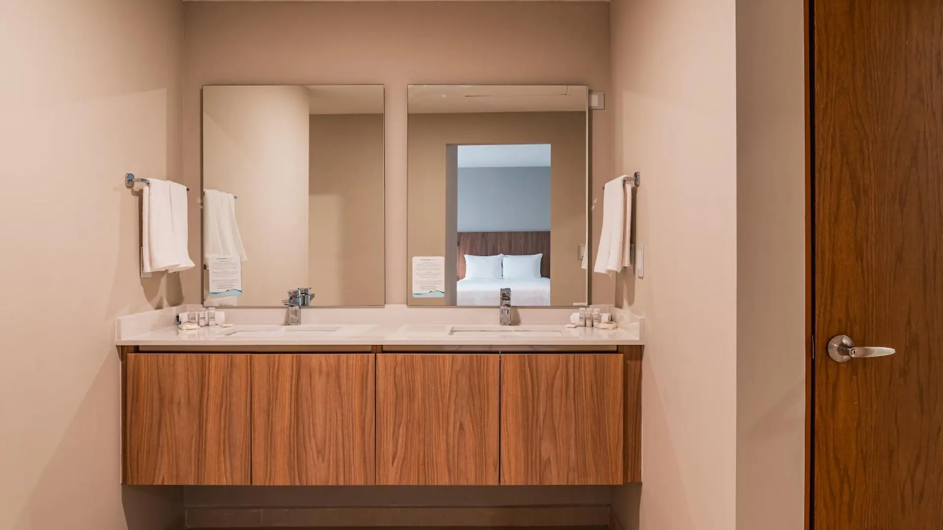 Hotel Wyndham Garden Mazatlan Marina